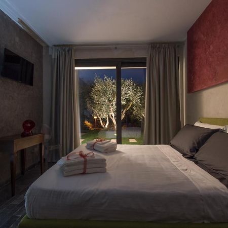 Sesto Armonico B&B Palazzolo  Екстер'єр фото