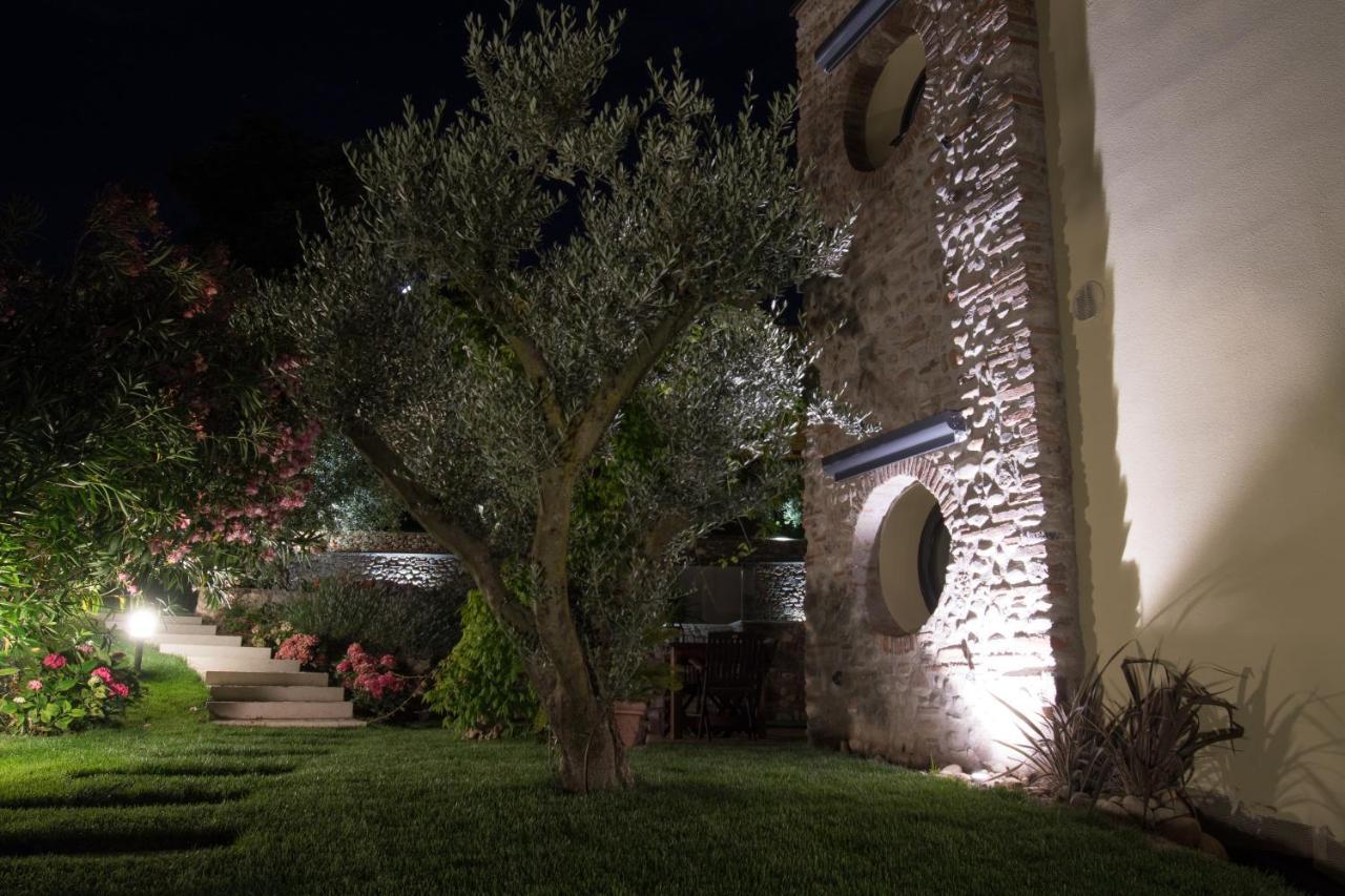 Sesto Armonico B&B Palazzolo  Екстер'єр фото